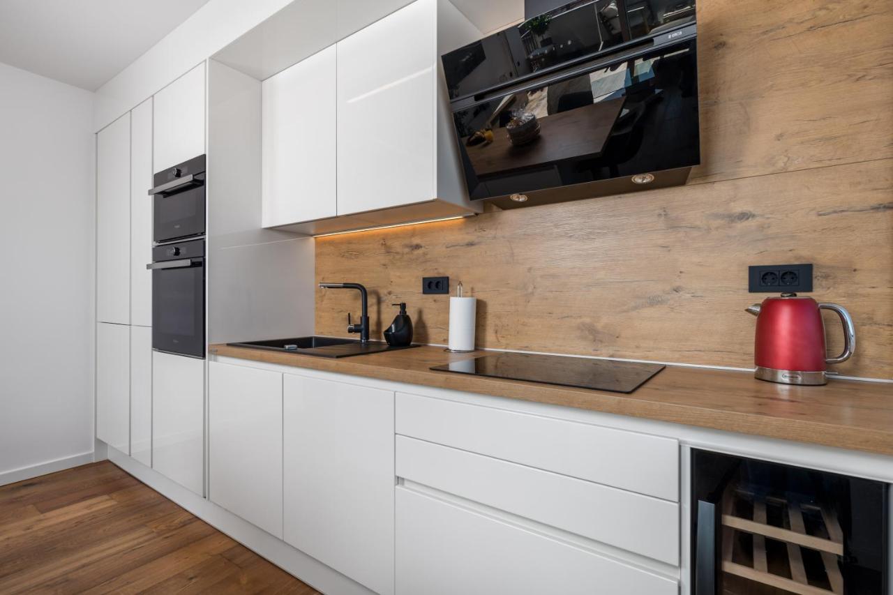 Aenei Delux Apartment Rijeka Exterior foto