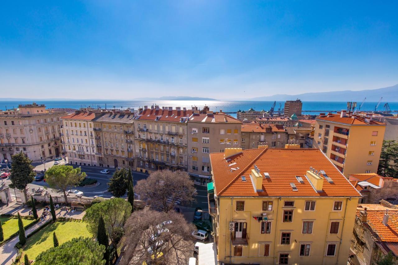 Aenei Delux Apartment Rijeka Exterior foto